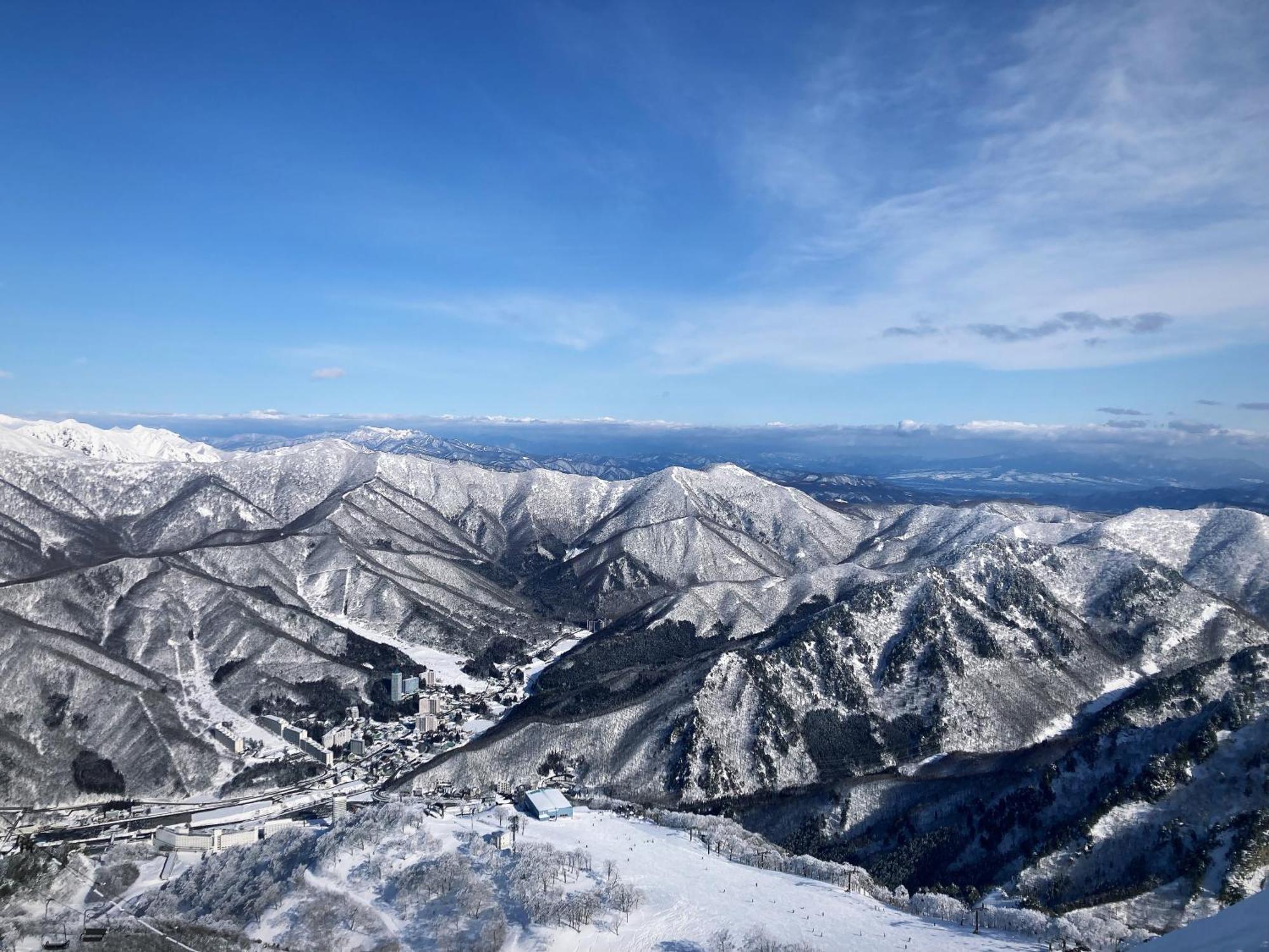 Murmeln Yuzawa  Bagian luar foto