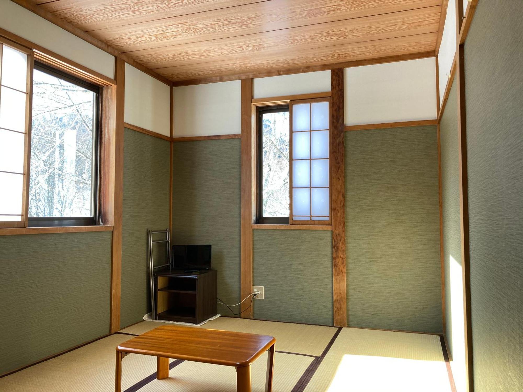 Murmeln Yuzawa  Bagian luar foto